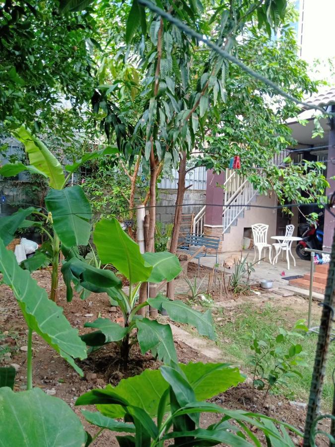 Kol House Bed & Breakfast Phnom Penh Dış mekan fotoğraf
