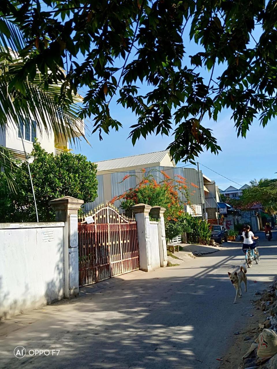 Kol House Bed & Breakfast Phnom Penh Dış mekan fotoğraf