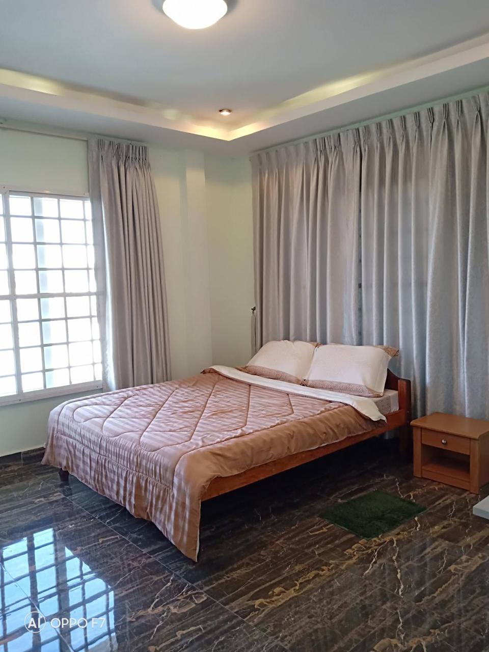Kol House Bed & Breakfast Phnom Penh Dış mekan fotoğraf